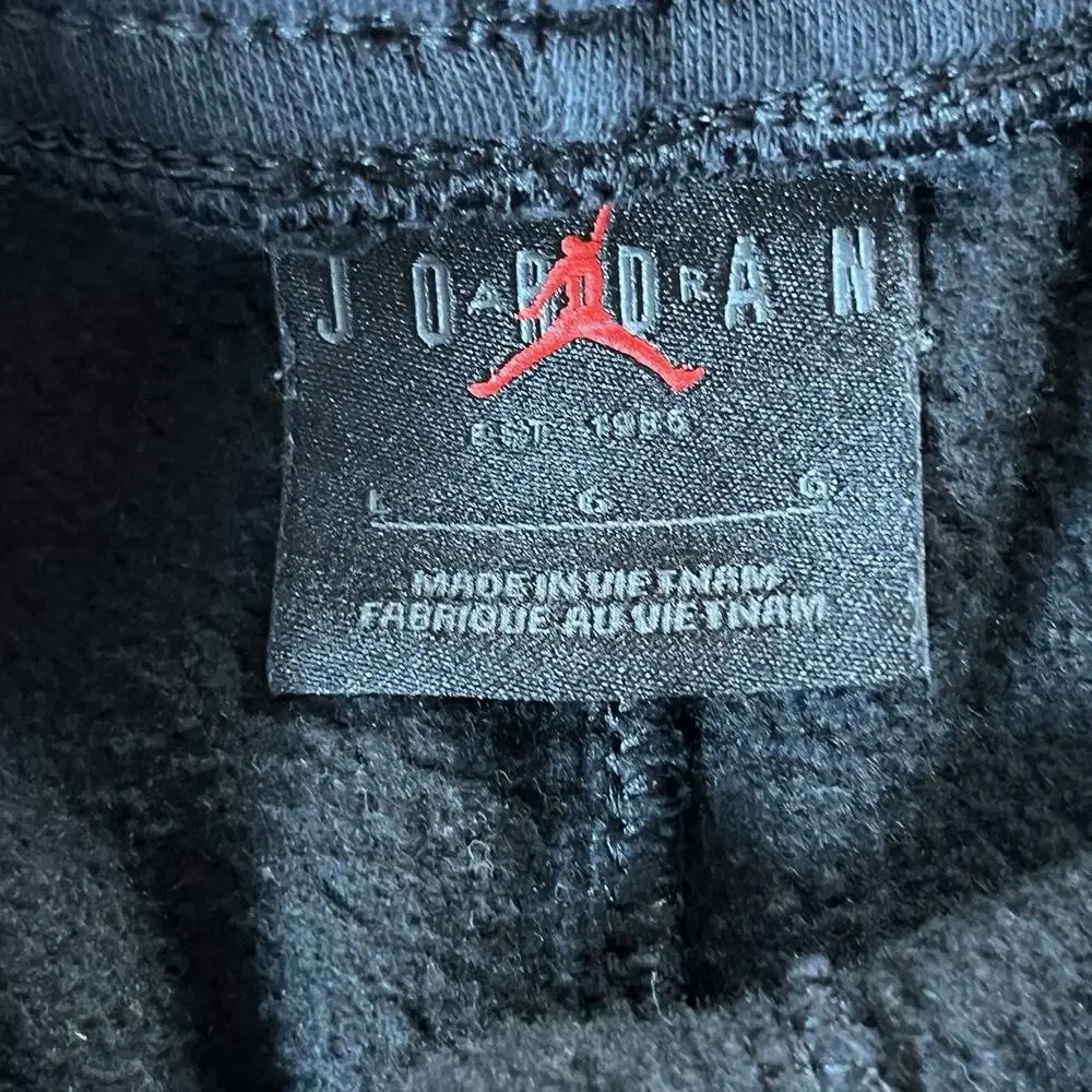 Jordan Flight Artist Series Jacob Rochester Fleece Sweat Shorts Black Size L